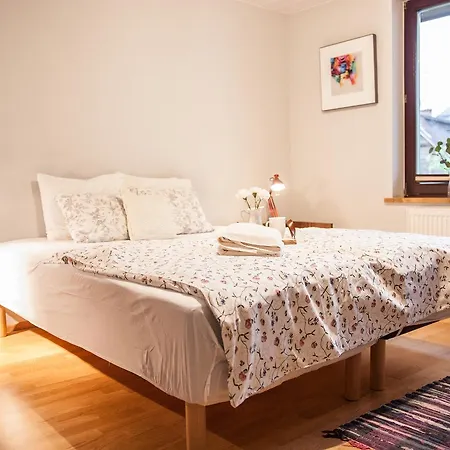 Gimnazjalna 5 - I W Centrum Zakopanego